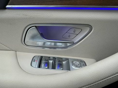 Certified 2025 Mercedes-Benz GLE 350 4MATIC image 38