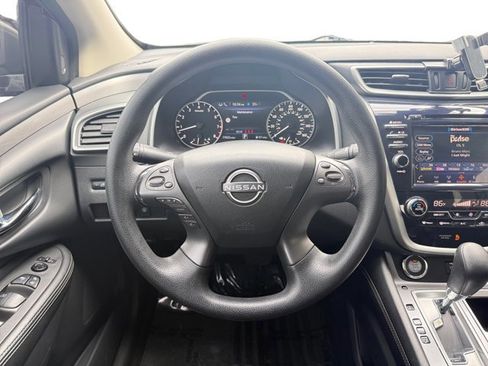 Used 2023 Nissan Murano S image 14