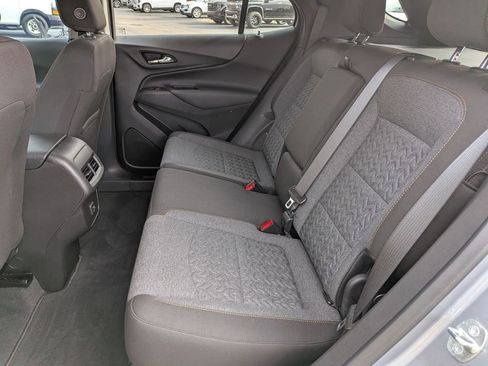 Used 2024 Chevrolet Equinox LT FWD image 15