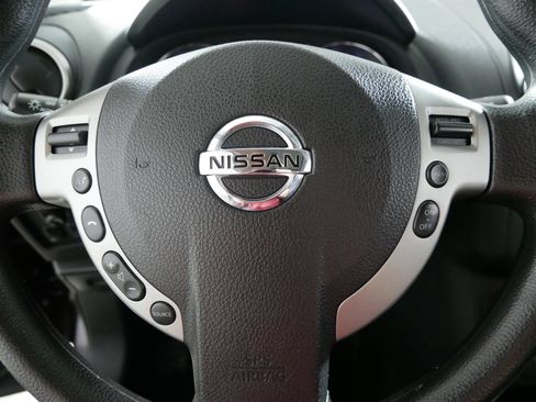 Used 2013 Nissan Rogue SV w/ Premium Pkg image 25