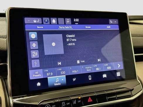 Used 2022 Jeep Compass Limited AWD/4WD image 21