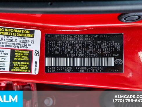 Used 2025 Toyota Camry SE image 64