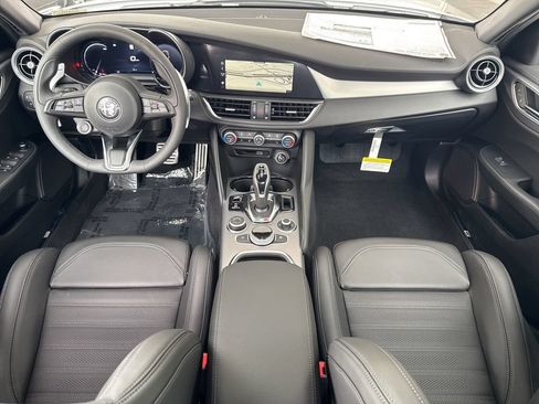 New 2026 Alfa Romeo Giulia w/ Driving Assist Package RWD image 14