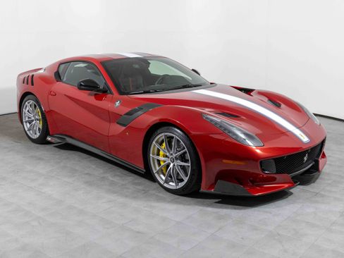 Certified 2016 Ferrari F12tdf image 3