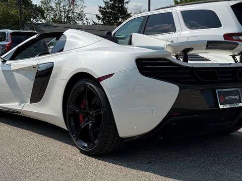 Used 2015 McLaren 650S Spider RWD image 5