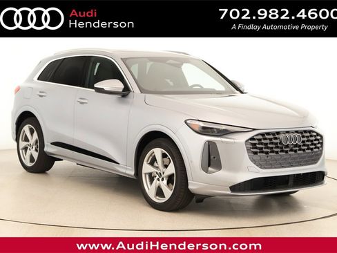 New 2025 Audi Q5 Prestige image 1