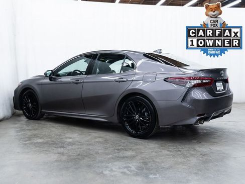 Used 2024 Toyota Camry XSE FWD image 4