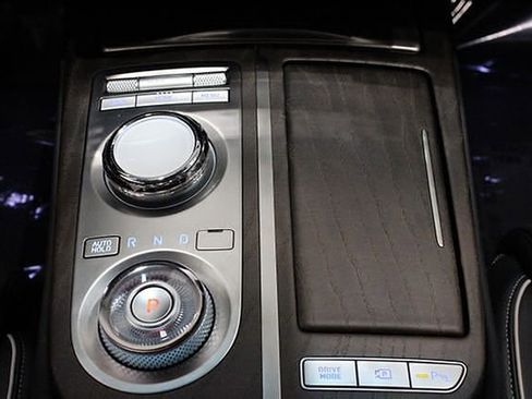 Used 2023 Genesis G80 image 34