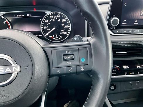 Certified 2024 Nissan Rogue SV w/ SV Premium Package FWD image 25