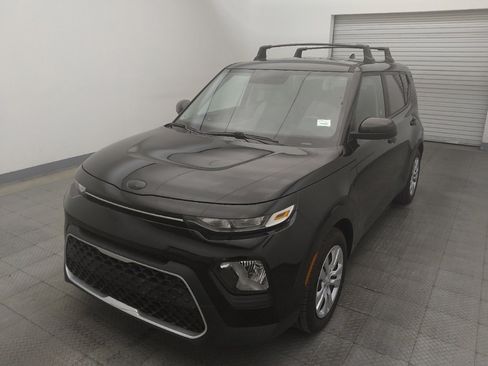 Used 2020 Kia Soul LX FWD image 15