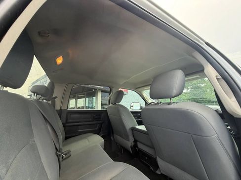 Used 2018 RAM 2500 Tradesman w/ Chrome Appearance Group AWD/4WD image 23