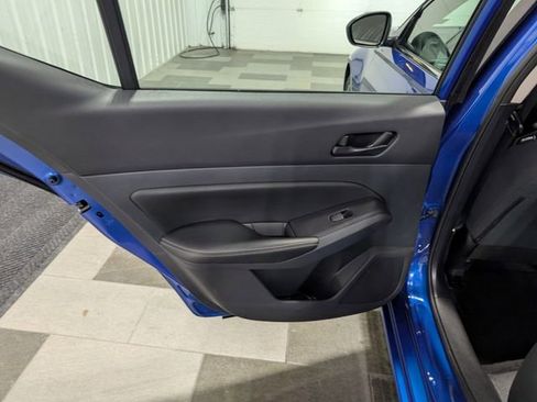 Used 2025 Nissan Altima 2.5 SV image 8