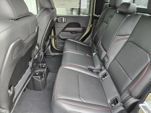 New 2026 Jeep Gladiator Rubicon image 30