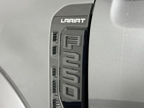 New 2026 Ford F250 Lariat w/ Black Appearance Package image 7