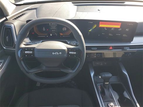 New 2026 Kia Sorento LX image 18
