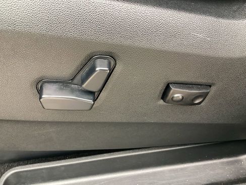 Used 2019 Dodge Grand Caravan GT image 21