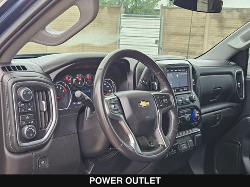 Used 2021 Chevrolet Silverado 1500 LT w/ Convenience Package II AWD/4WD image 13