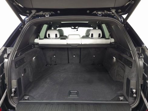 Used 2026 BMW X5 xDrive40i w/ M Sport Package image 9