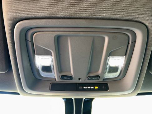 Used 2022 GMC Sierra 3500 Pro w/ Convenience Package image 22