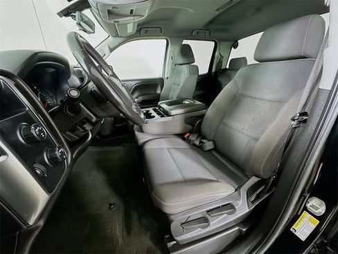 Used 2018 Chevrolet Silverado 1500 LT image 25