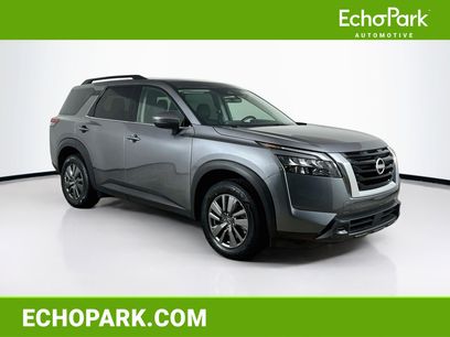 Used 2025 Nissan Pathfinder SV