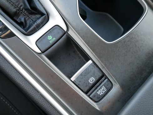 Used 2018 Honda Accord EX image 25