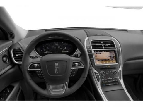 Used 2019 Lincoln Nautilus Select image 7