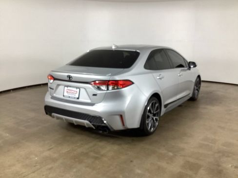 Used 2022 Toyota Corolla SE FWD image 5