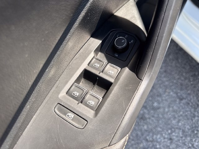 Used 2024 Volkswagen Jetta S FWD image 22