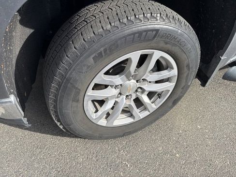 Used 2022 Chevrolet Silverado 1500 LT image 3