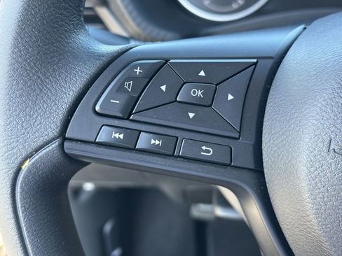 Certified 2025 Nissan Sentra S FWD image 26