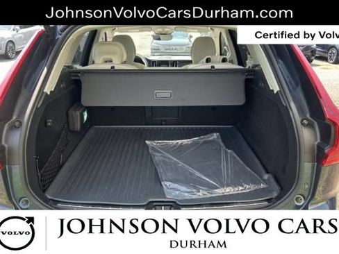 Certified 2024 Volvo XC60 B5 Ultimate w/ Protection Package Premier AWD/4WD image 14