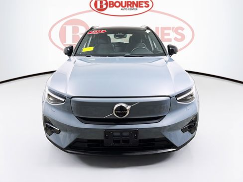 Used 2023 Volvo XC40 Recharge Ultimate image 7
