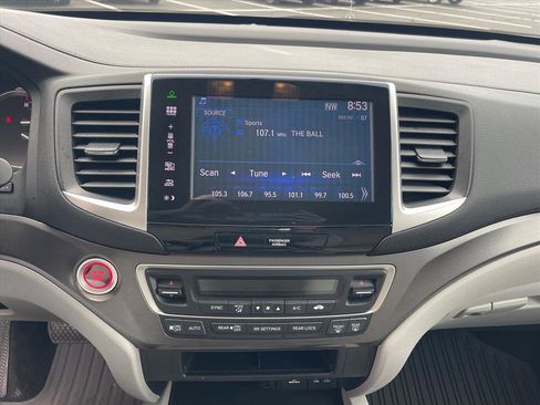 Used 2016 Honda Pilot EX image 5