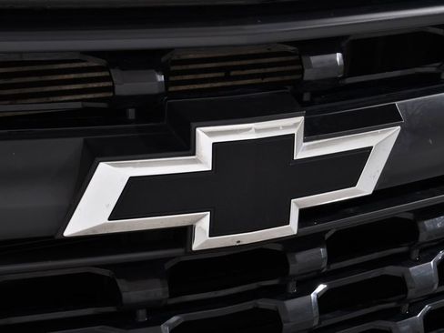 Used 2018 Chevrolet Colorado ZR2 image 20