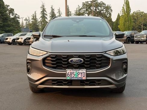 Certified 2023 Ford Escape ST-Line Select w/ Tech Pack #2 AWD/4WD image 10