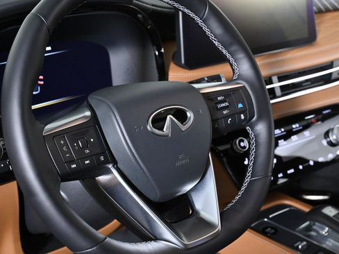 Certified 2026 INFINITI QX60 Autograph w/ Dark Cargo Package image 11