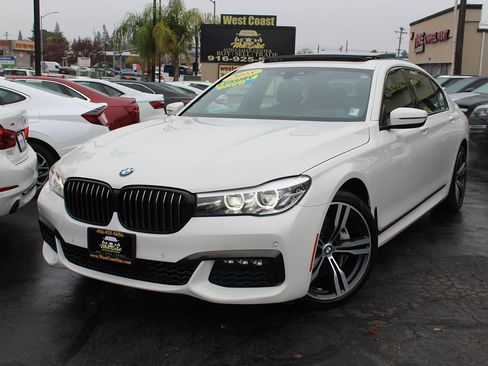 Used 2018 BMW 740i image 49