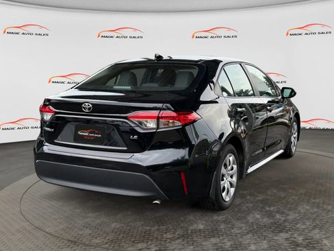 Used 2024 Toyota Corolla LE FWD image 10