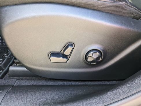 Certified 2020 Jeep Cherokee Trailhawk w/ Cold Weather Group image 12