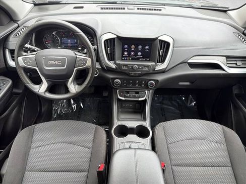 Used 2024 GMC Terrain SLE AWD/4WD image 23