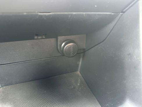 Used 2015 Subaru Crosstrek 2.0i Limited image 34