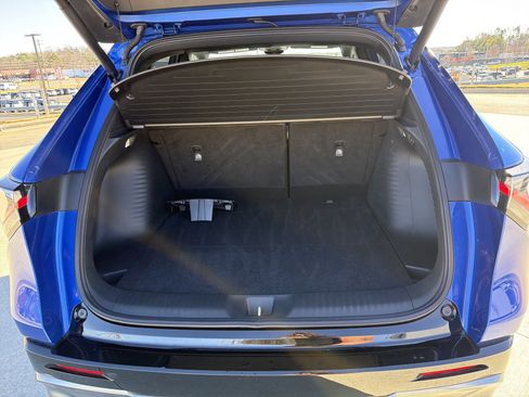 Certified 2025 Acura ADX A-Spec image 32