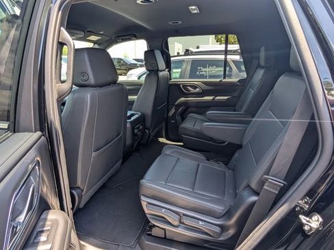 Used 2023 Chevrolet Tahoe LT RWD image 12