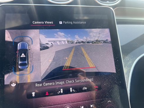 Used 2022 Mercedes-Benz C 300 Sedan image 24