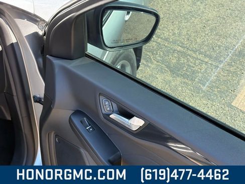 Used 2024 Ford Escape ST-Line image 25