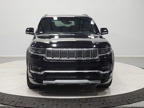 Used 2024 Jeep Grand Wagoneer L 4WD image 2