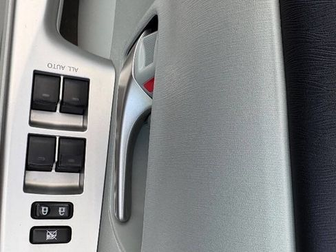 Used 2012 Toyota Prius V Five image 10