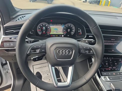 Used 2025 Audi Q7 2.0T Premium w/ Convenience Plus Package AWD/4WD image 14