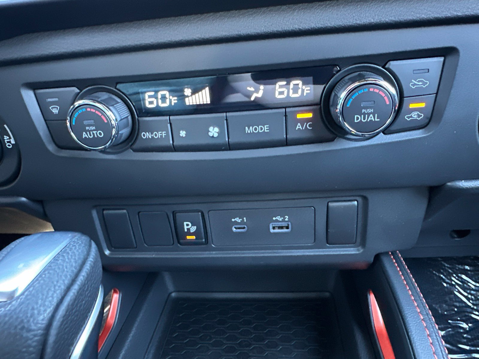 Used 2025 Nissan Frontier PRO-4X AWD/4WD image 54
